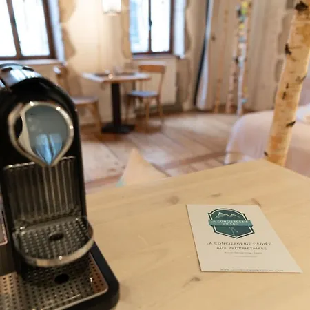 Apartman La Cour Filaterie - Of 30 Sq M In The Breakfast Included